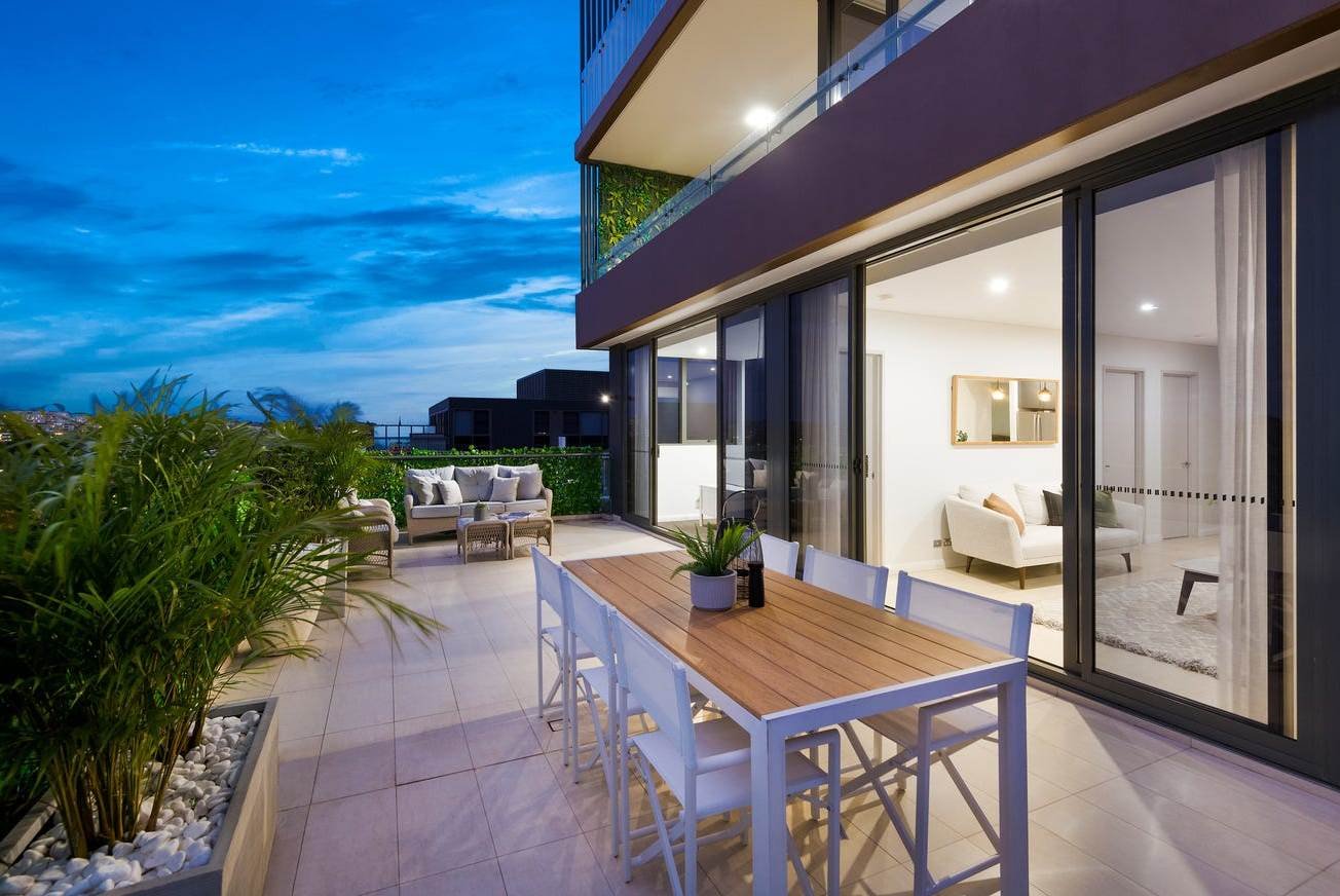 526/8 Studio Drive EASTGARDENS 4