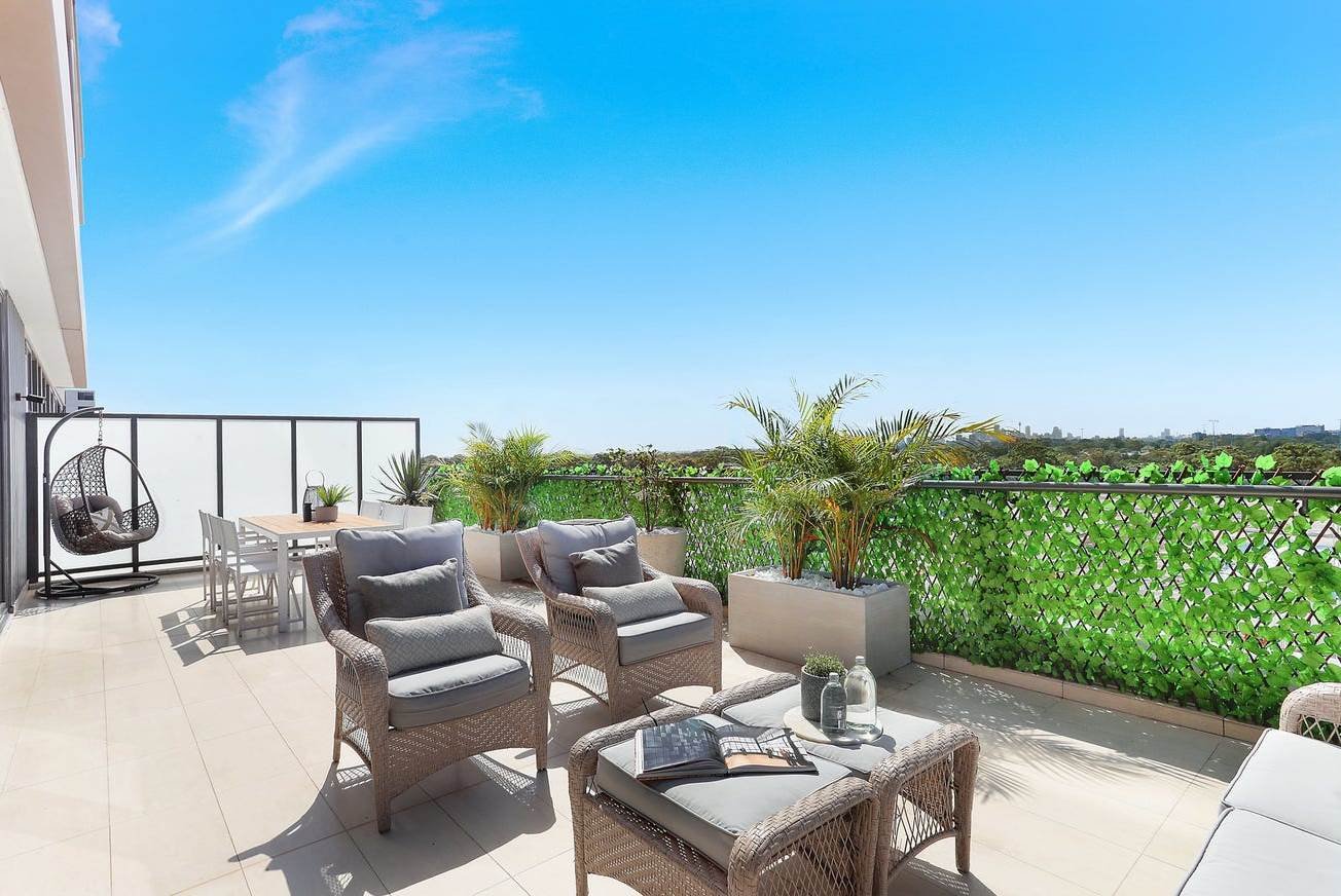 526/8 Studio Drive EASTGARDENS 9