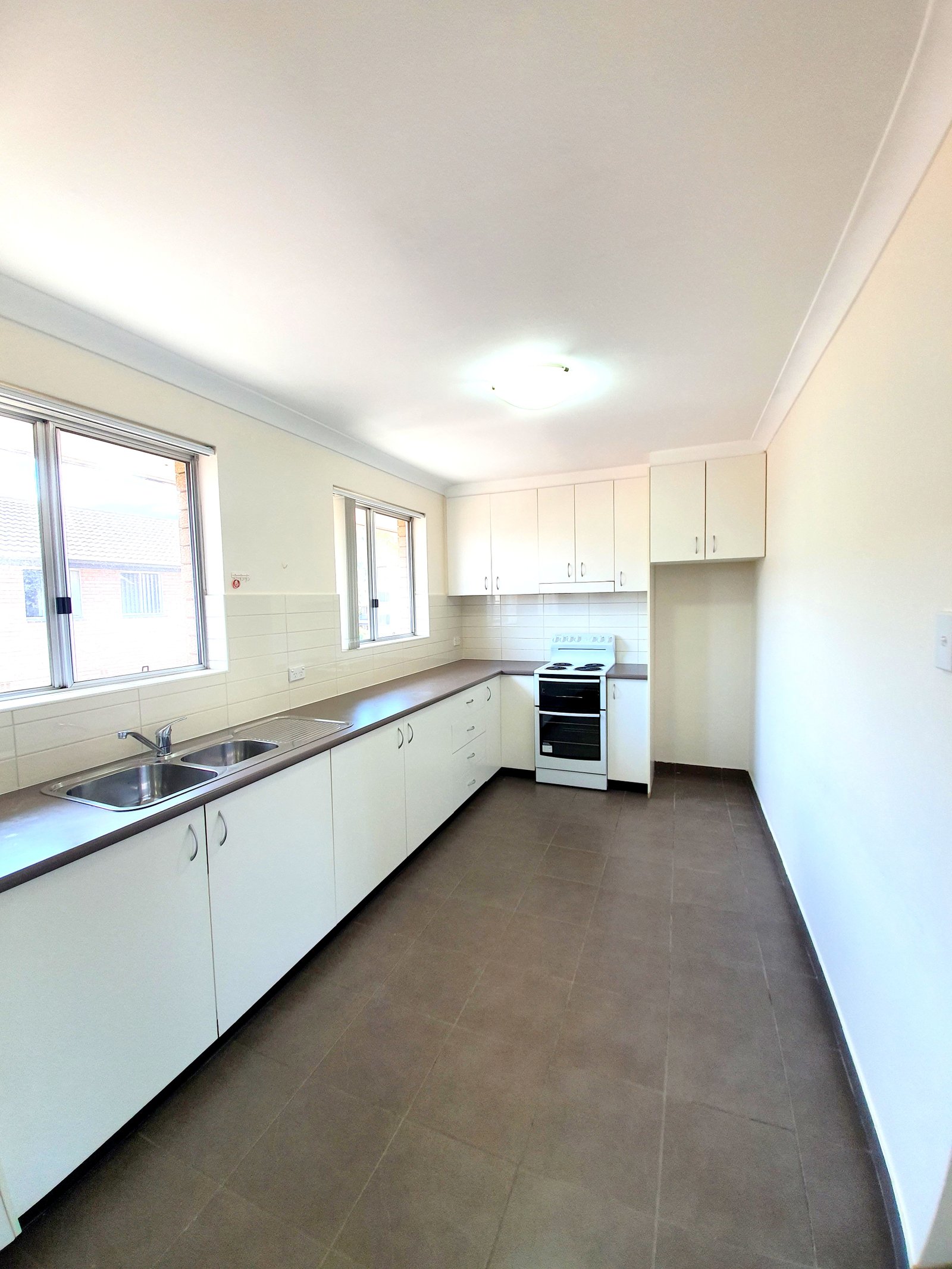 5/26a Speed Street LIVERPOOL 3