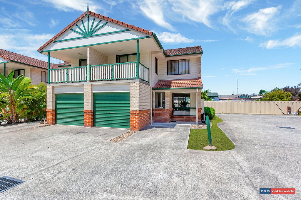 5/27-33 Mattocks Rd  BURLEIGH WATERS 1