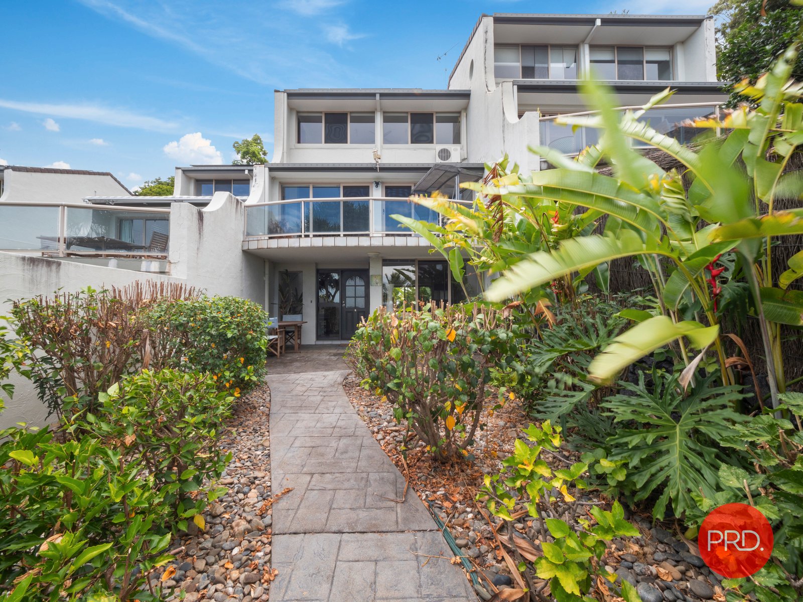 5/27 Clarence Crescent COFFS HARBOUR 3