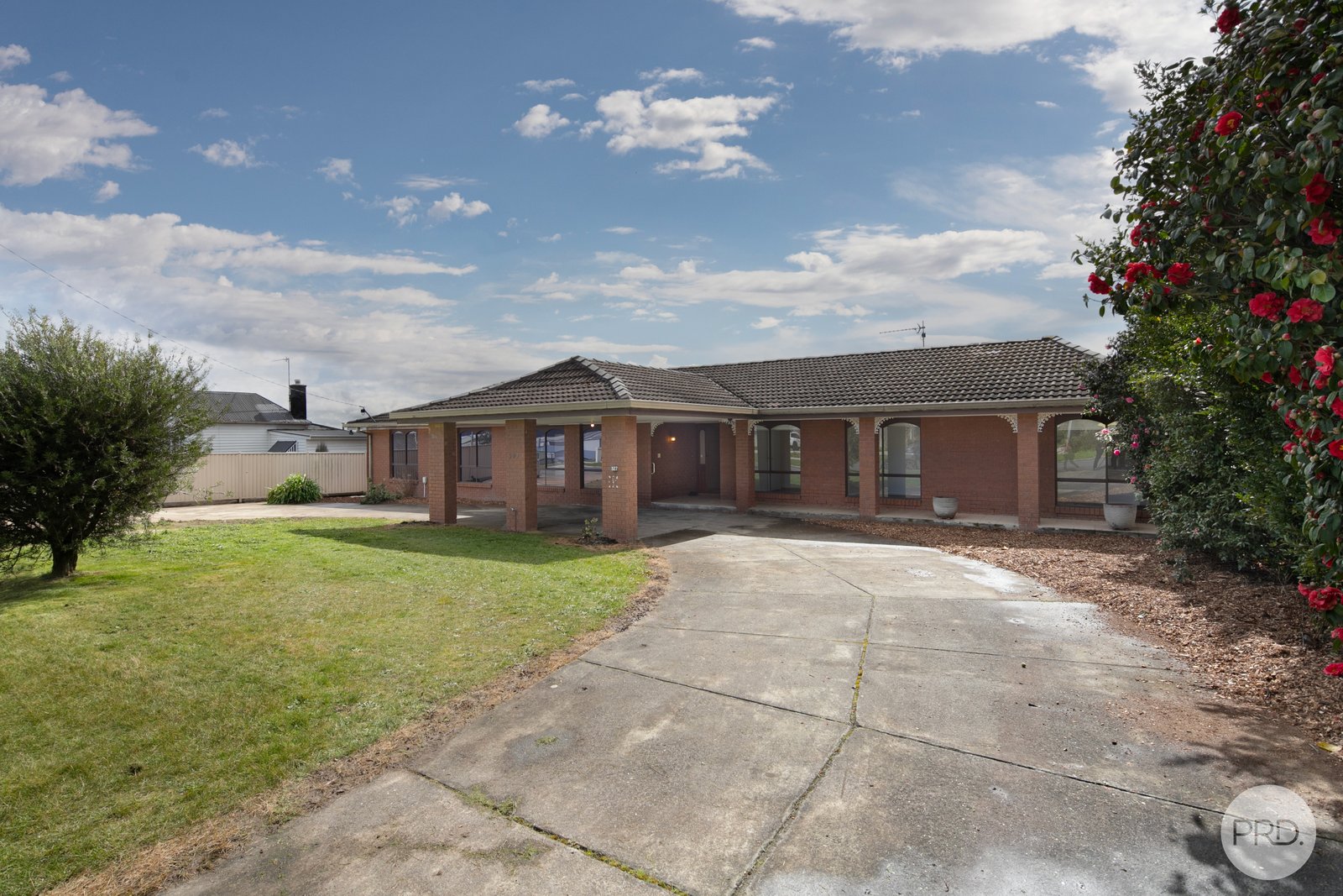 527 Clayton Street CANADIAN 1