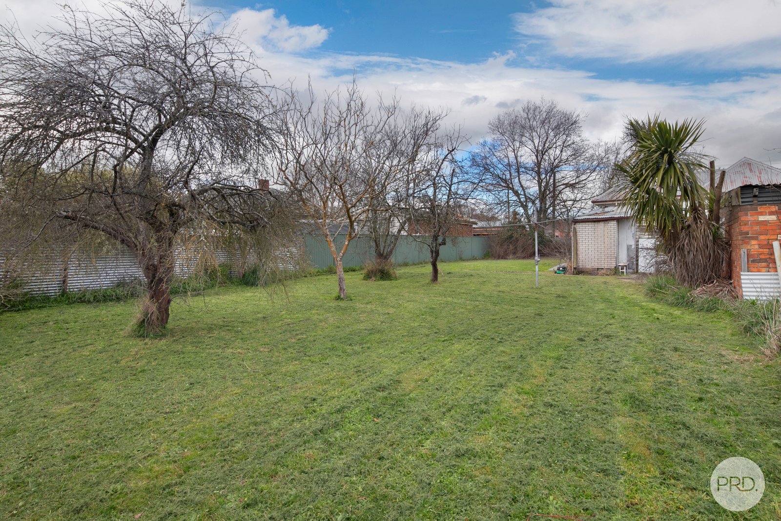 527 Doveton Street North SOLDIERS HILL 4