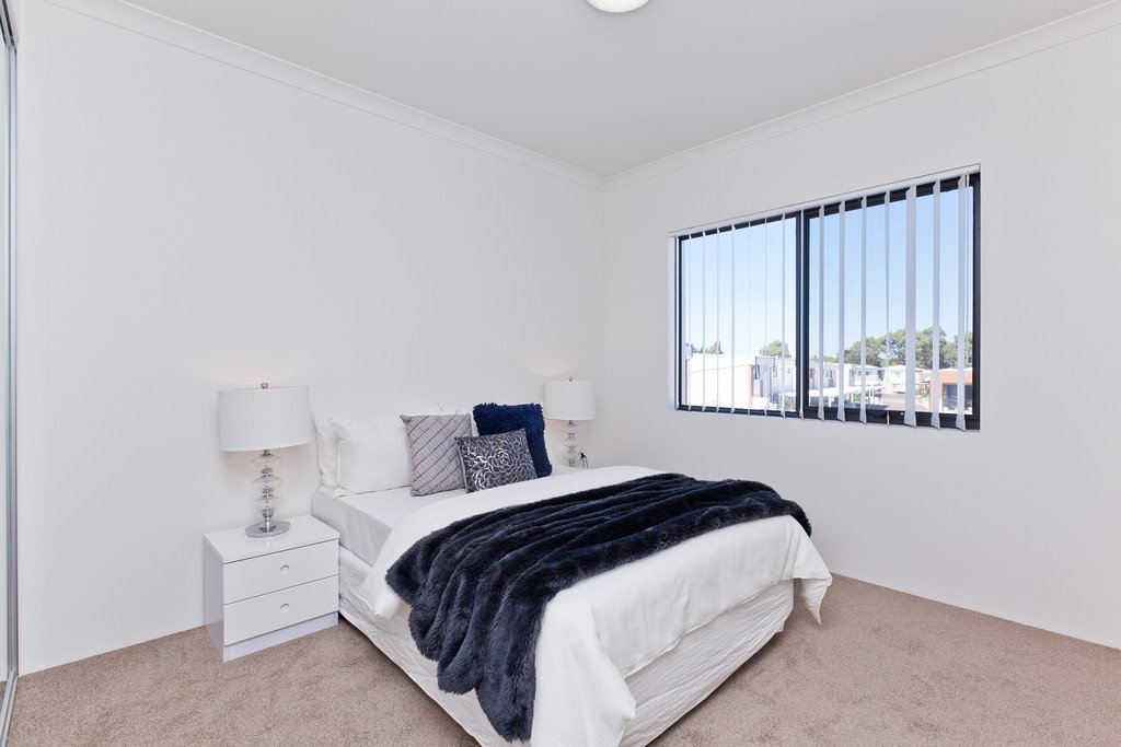 52/7 Durnin Avenue BEELIAR 6