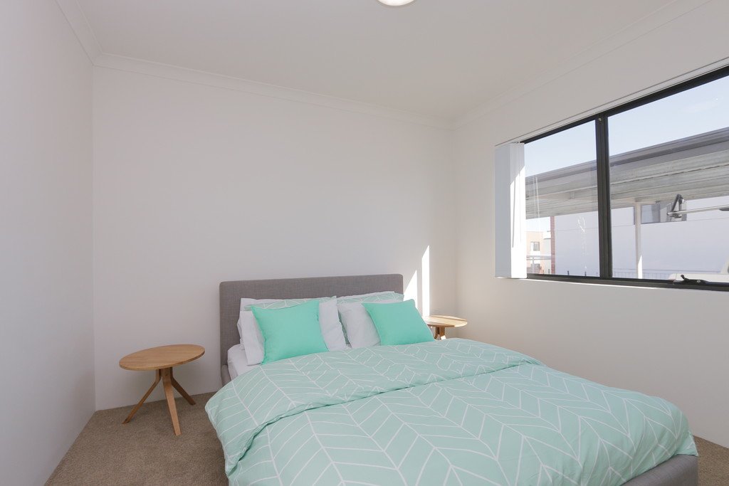 52/7 Durnin Avenue BEELIAR 9