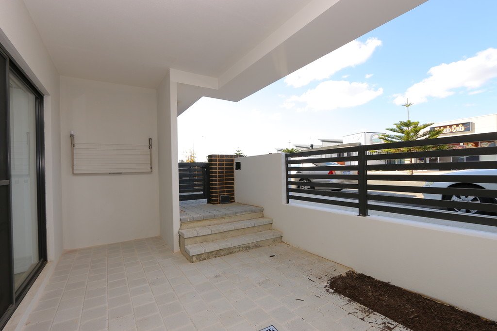 52/7 Durnin Avenue BEELIAR 10