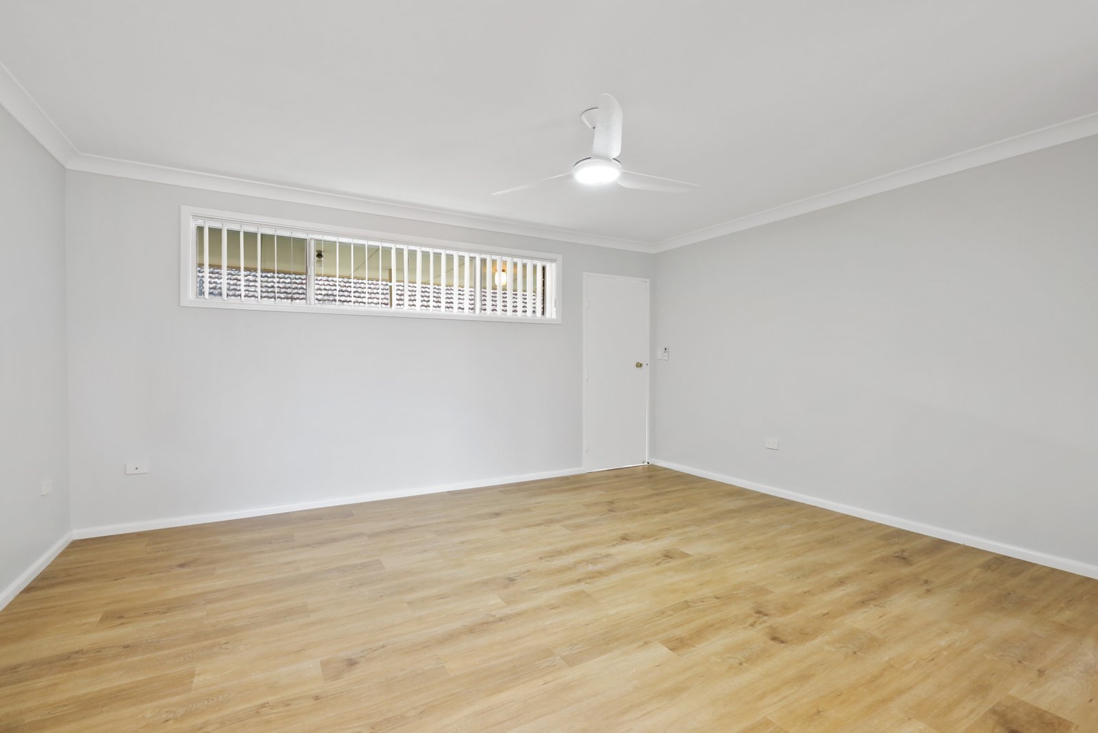 5/27 Prince Edward Drive BROWNSVILLE 3