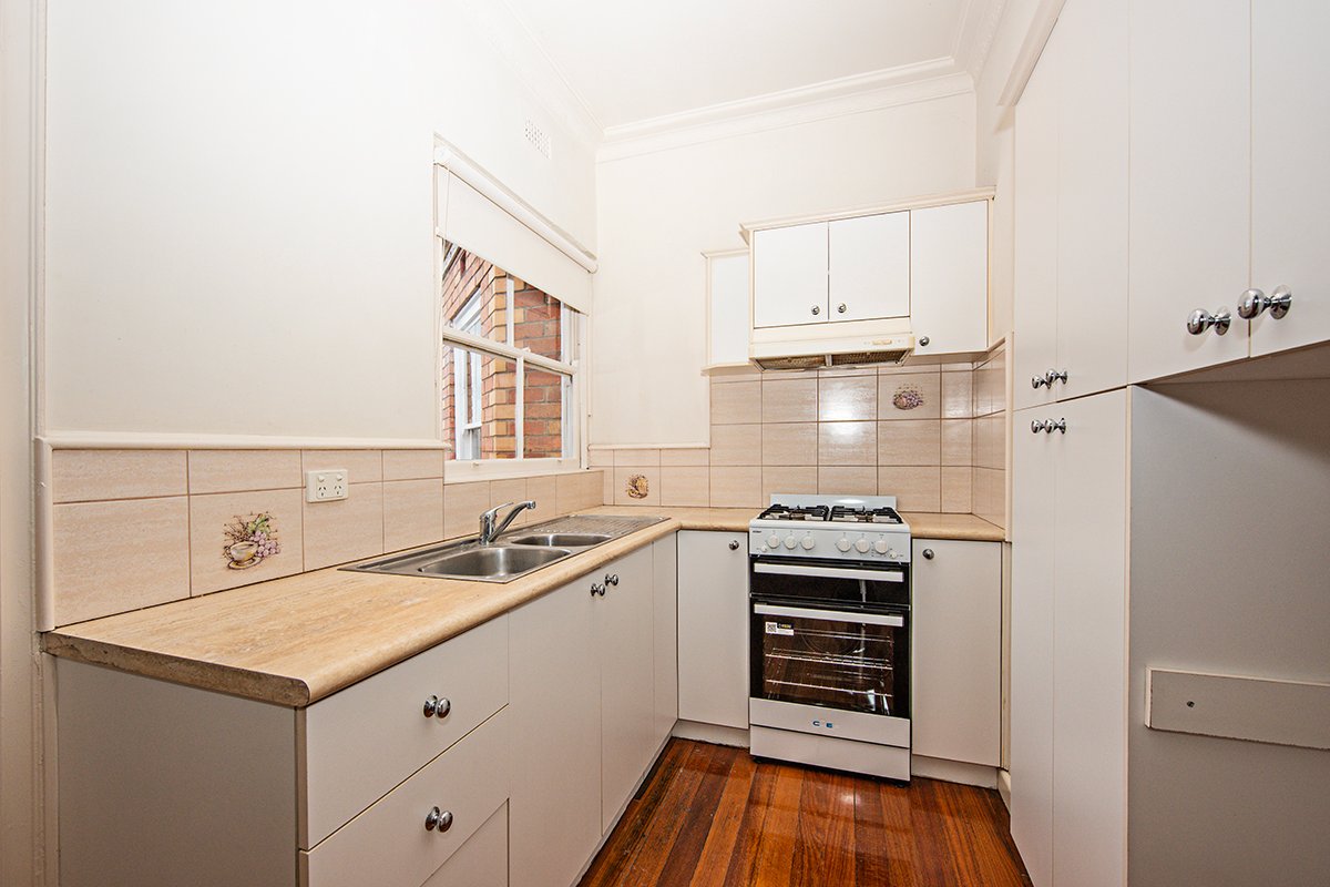 Gallery: 5/272 Walsh Street