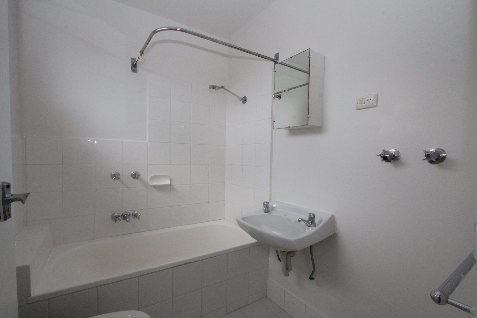 Real Estate and Property in 5/278 Barkly Street, Elwood, VIC