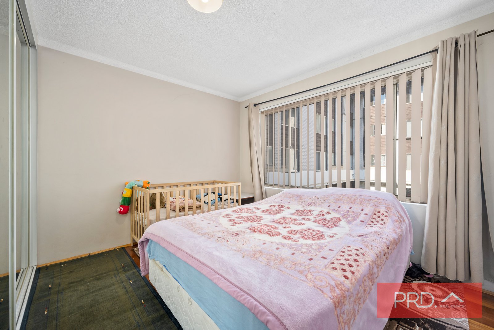 52/79 Memorial Avenue LIVERPOOL 6