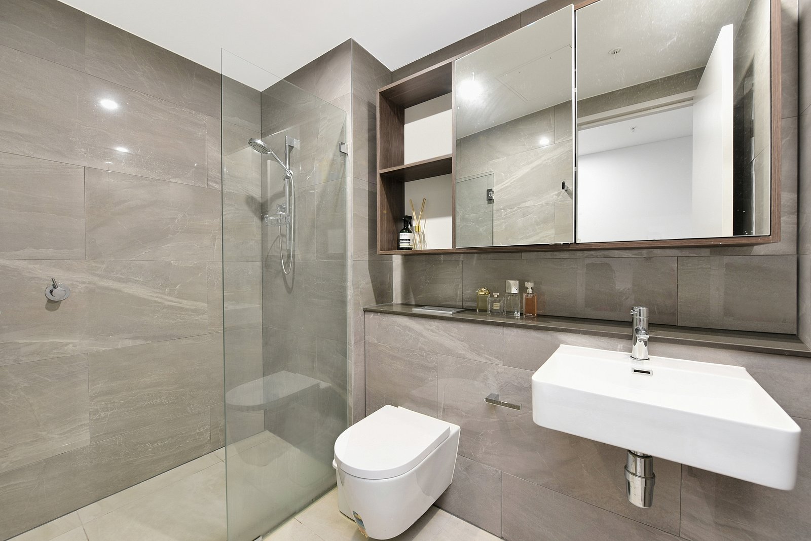 527/9 Oscar Place EASTGARDENS 7