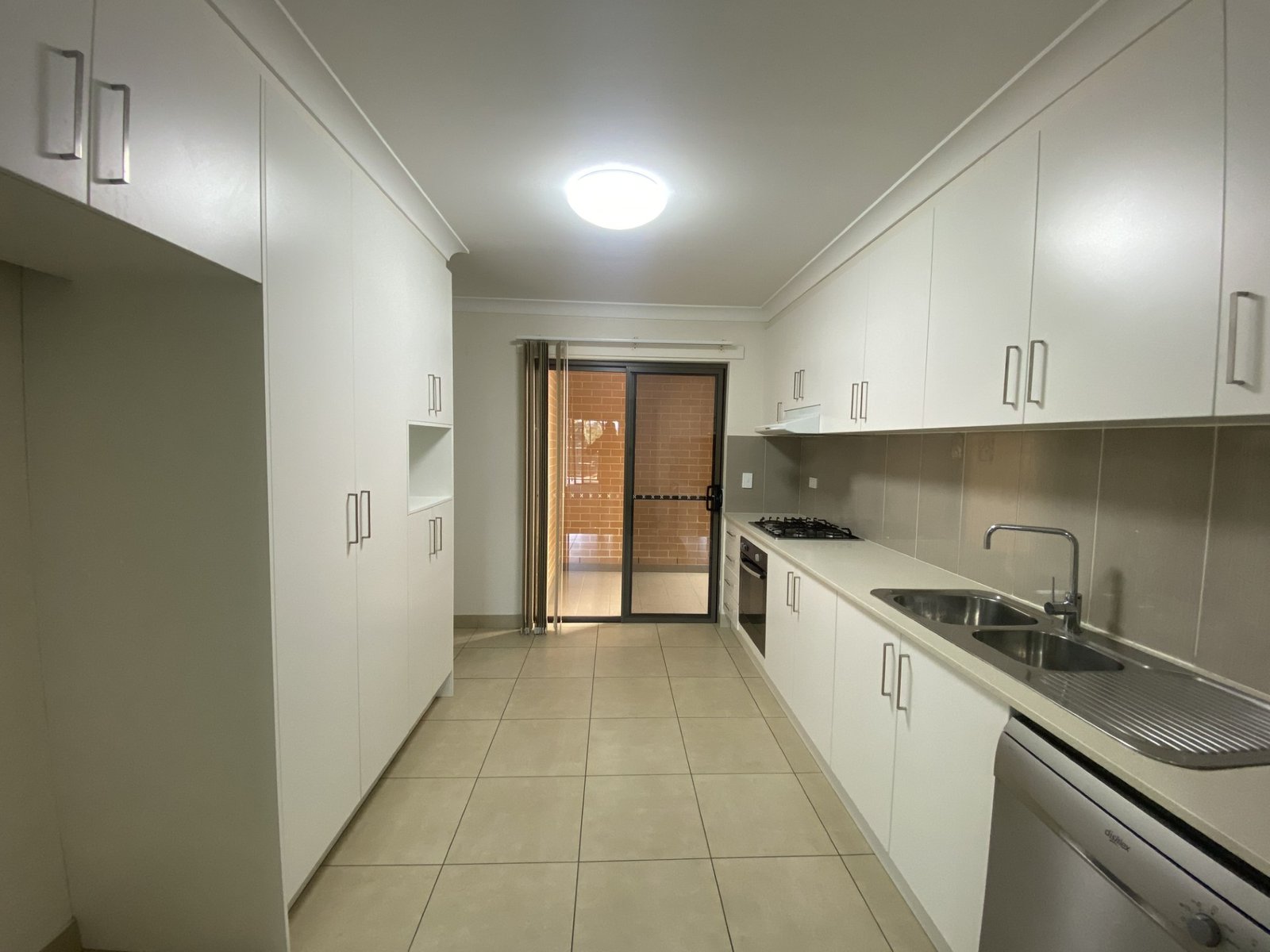 5/28 Castlereagh Street LIVERPOOL 6