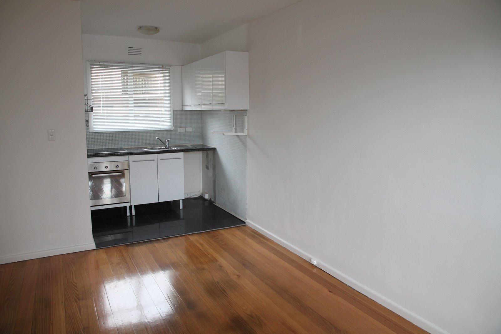 Gallery: 5/28 Eumeralla Road
