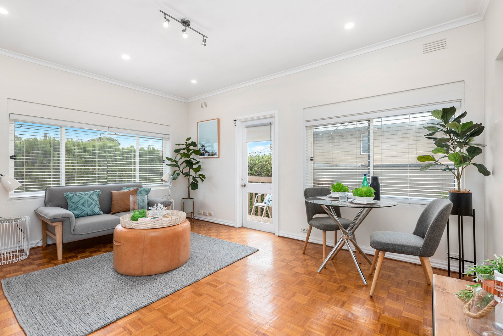Gallery: 5/28 Warrigal Road