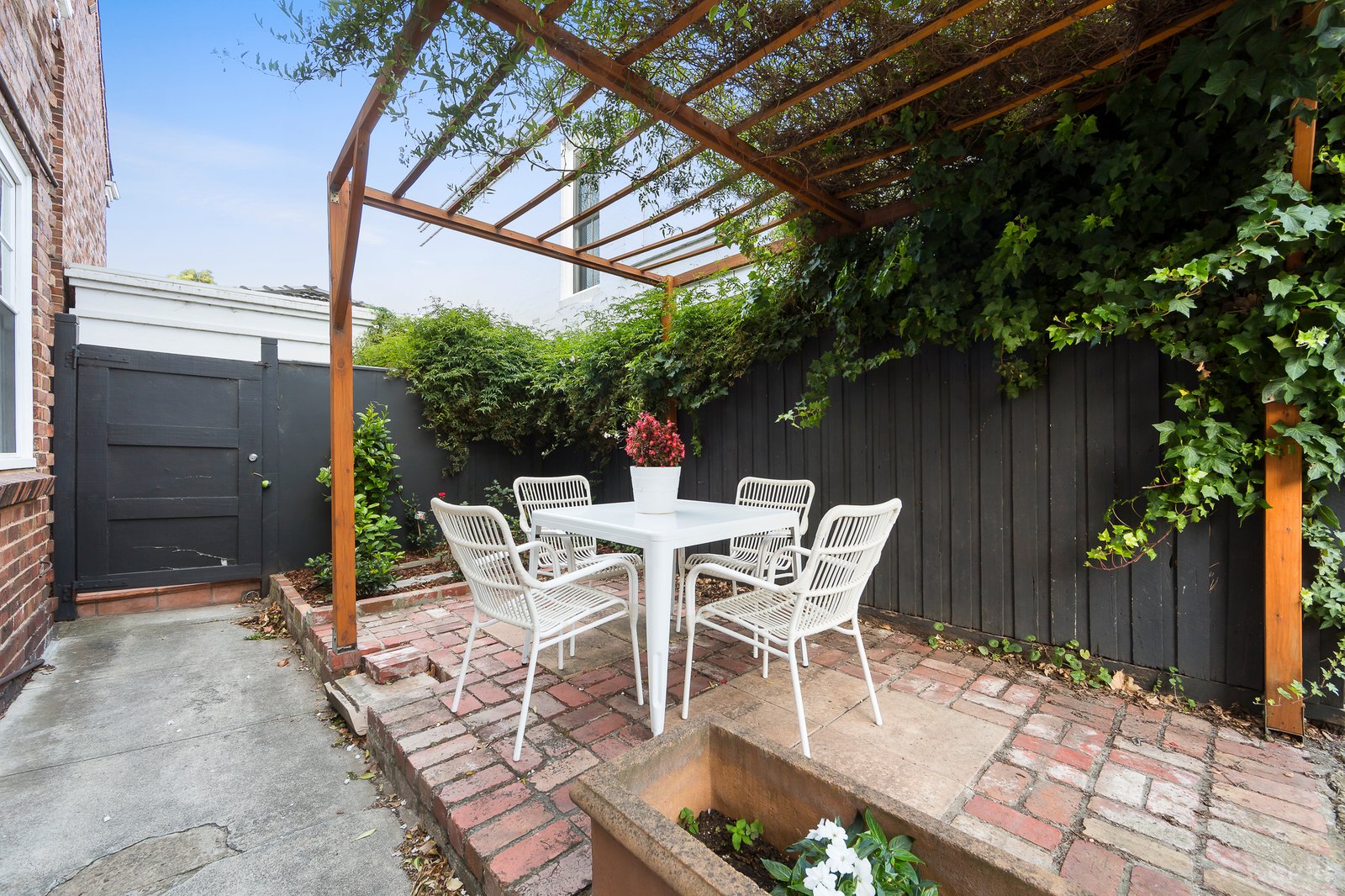 Real Estate and Property in 5/284 Williams Road, Toorak, VIC