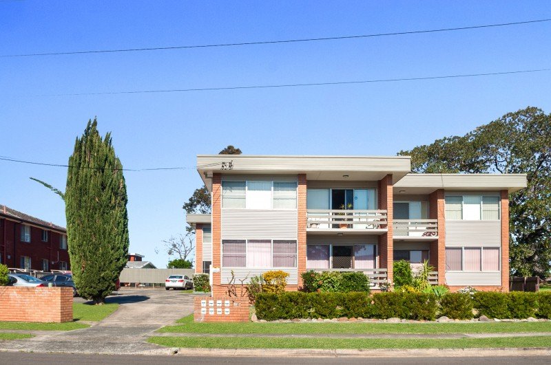 5/29 Prince Edward Drive BROWNSVILLE 2