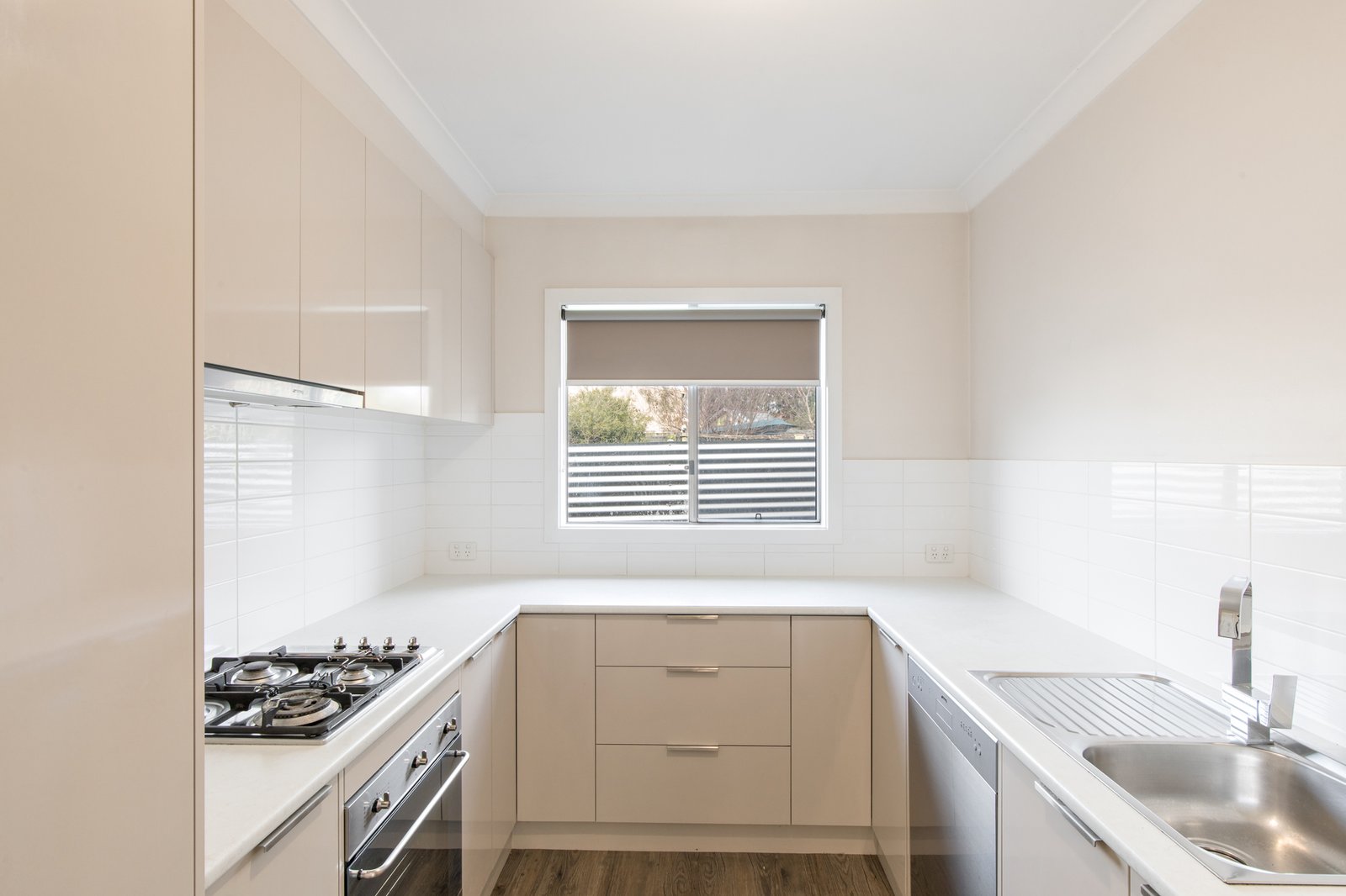 Gallery: 5/290 Humffray Street North