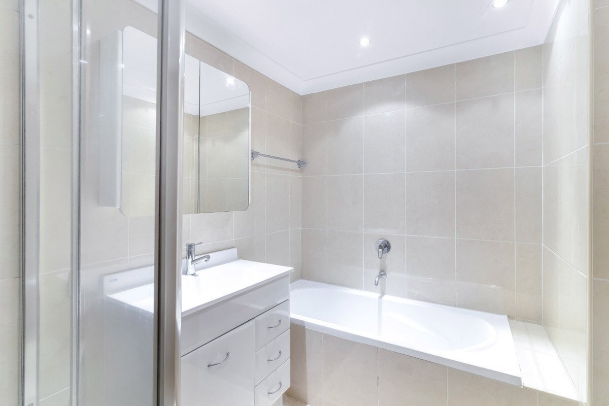 5/297 Bondi Road BONDI BEACH 5