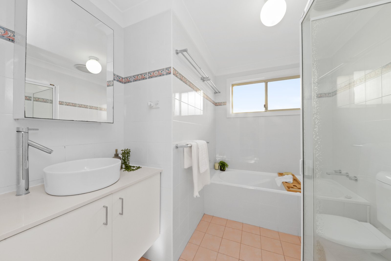 52A Caley Street CHIFLEY 15