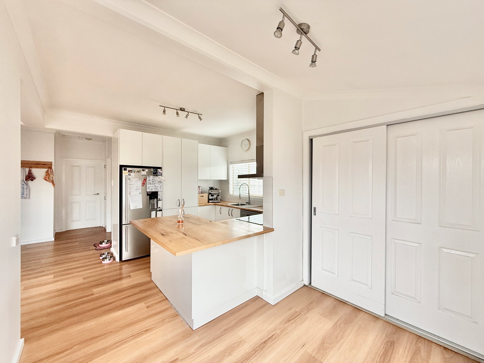 Gallery: 52A Donnelly Avenue