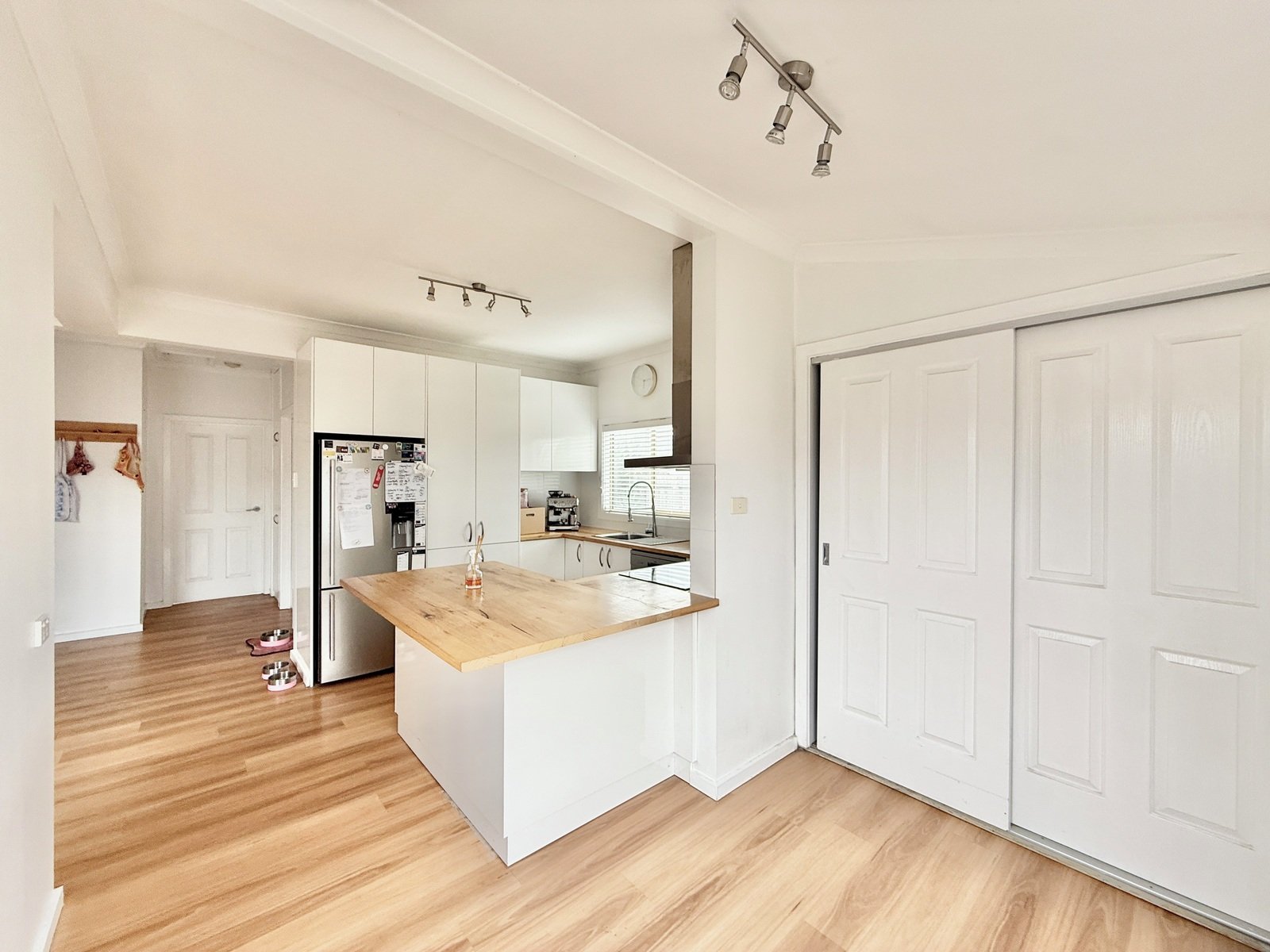Gallery: 52A Donnelly Avenue