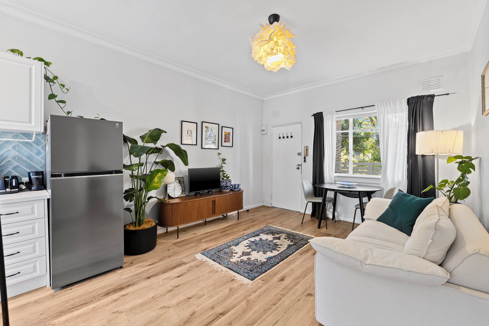 Gallery: 5/2A Evelina Road