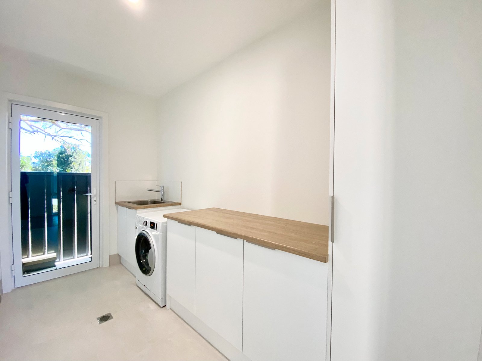 52A Lawson Street NELSON BAY 27