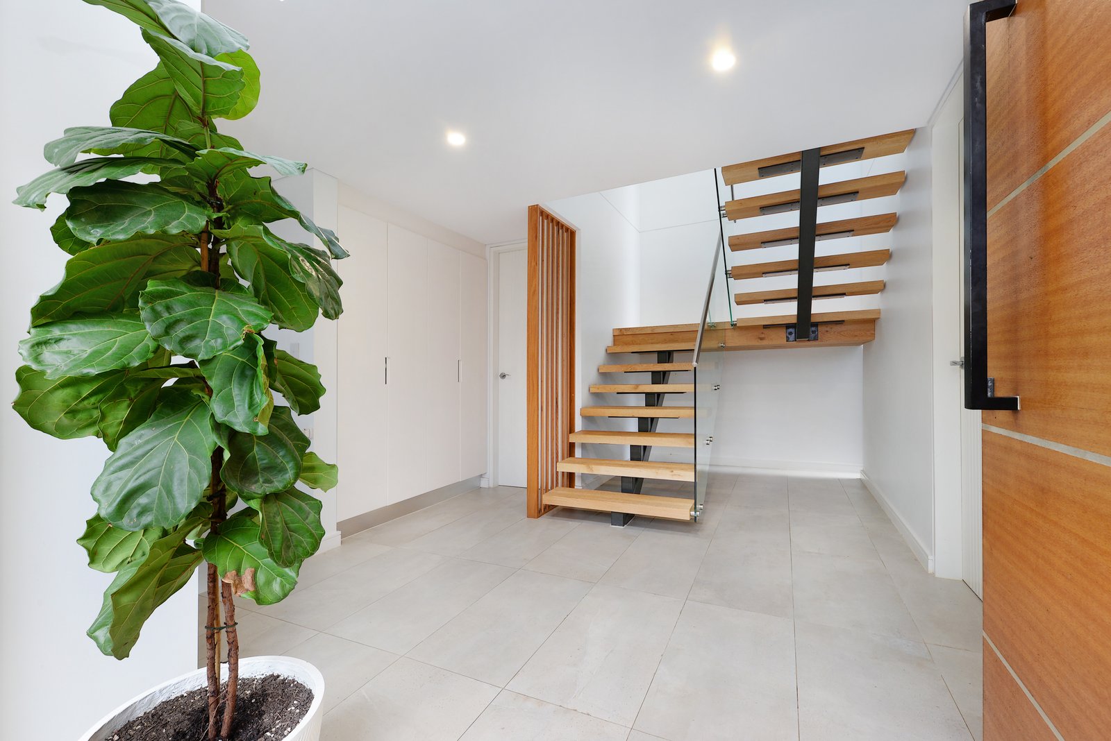 52a Mawson Parade CHIFLEY 16