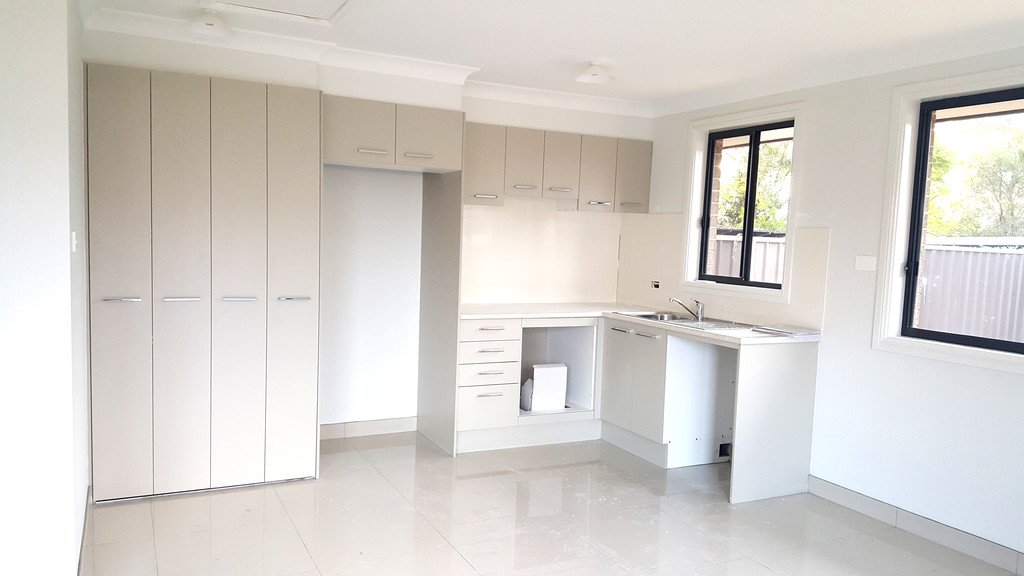 52A Parliament Rd  MACQUARIE FIELDS 3