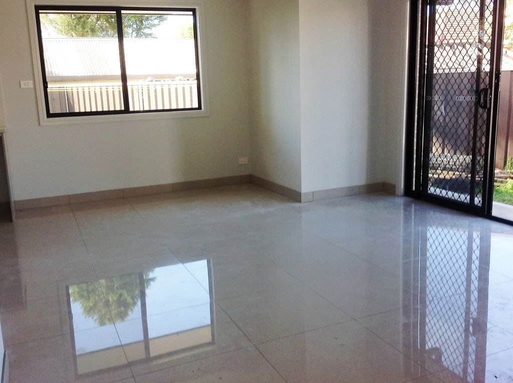 52A Parliament Rd  MACQUARIE FIELDS 9