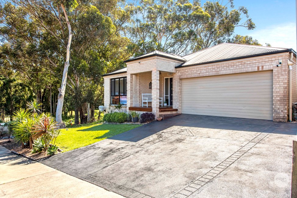 52a Salamander Way SALAMANDER BAY 1