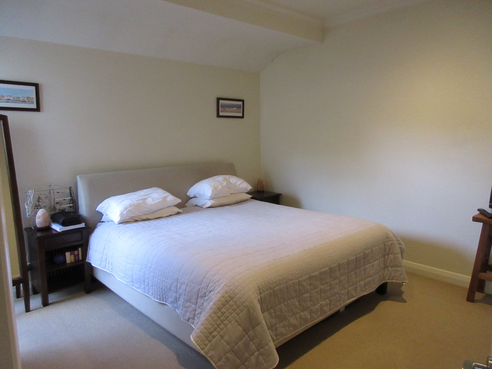 Gallery: 52A Tucker Road