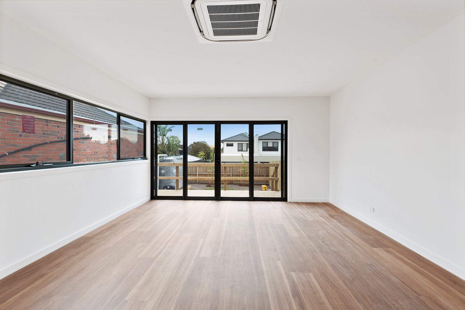 Gallery: 52B Vasey Street