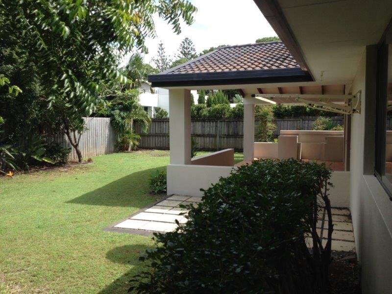 53 Allambi  BROADBEACH WATERS 4