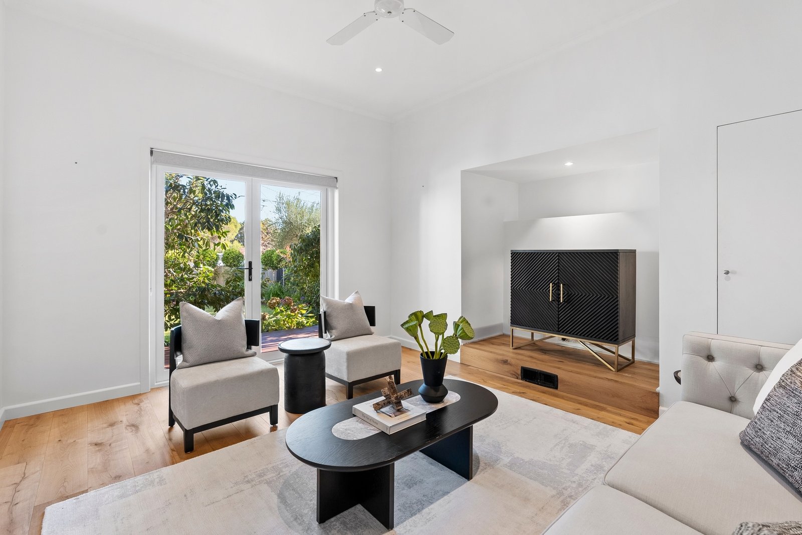 Gallery: 53 Arkaringa Crescent