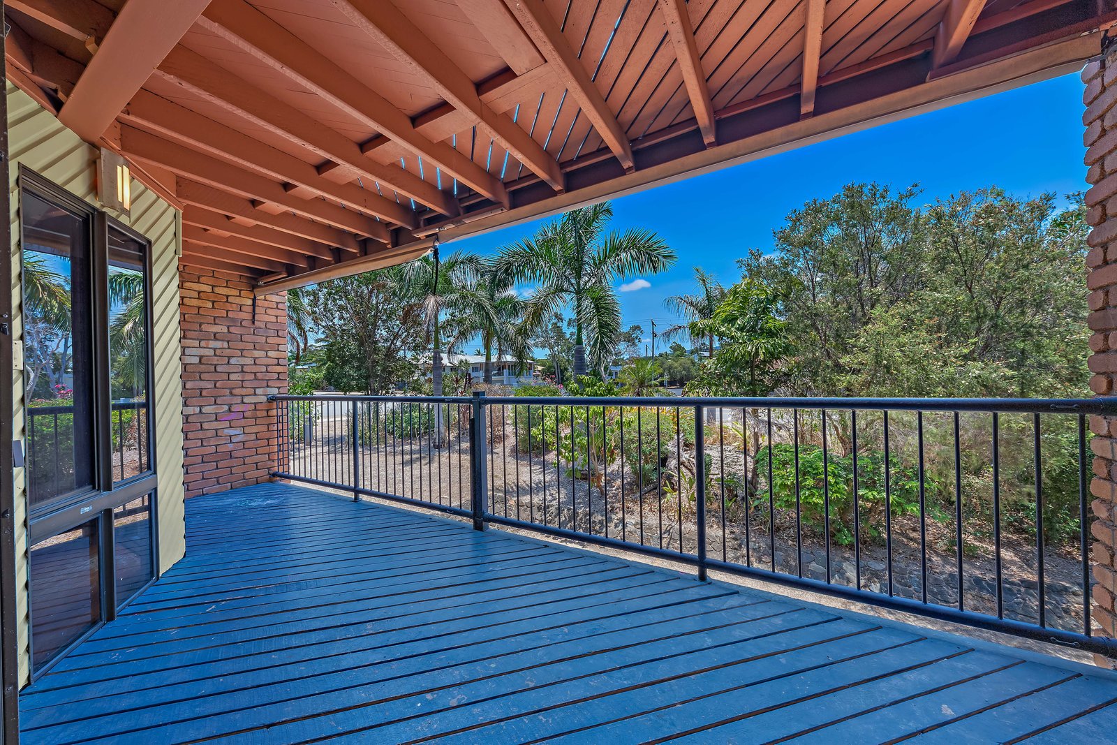 5/3 Beach Road CANNONVALE 9