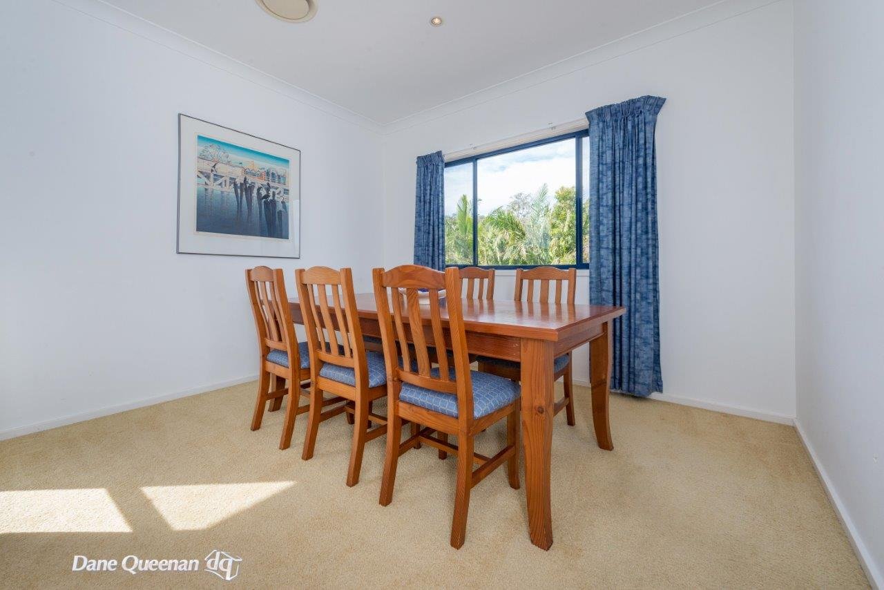 53 Bonito Street CORLETTE 12