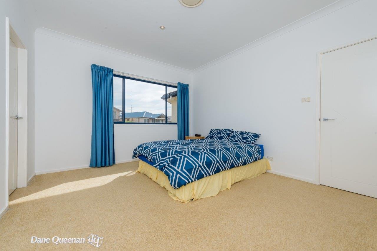 53 Bonito Street CORLETTE 17