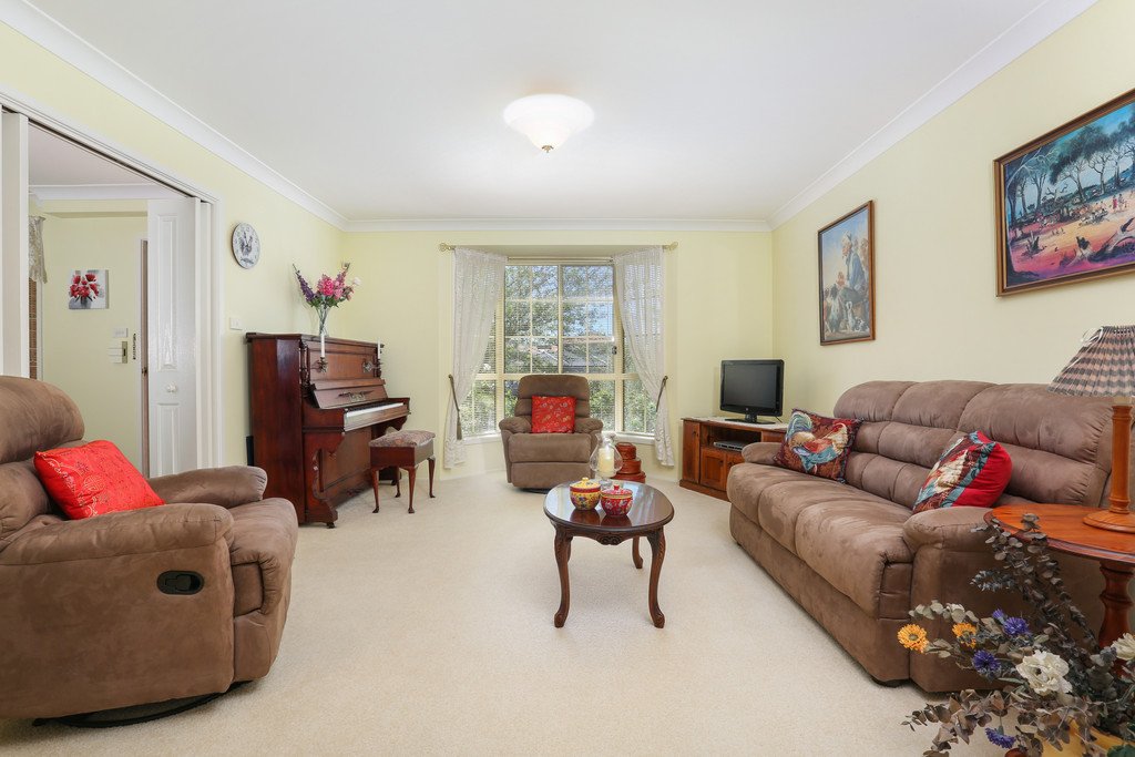 53 Brindabella Drive HORSLEY 2
