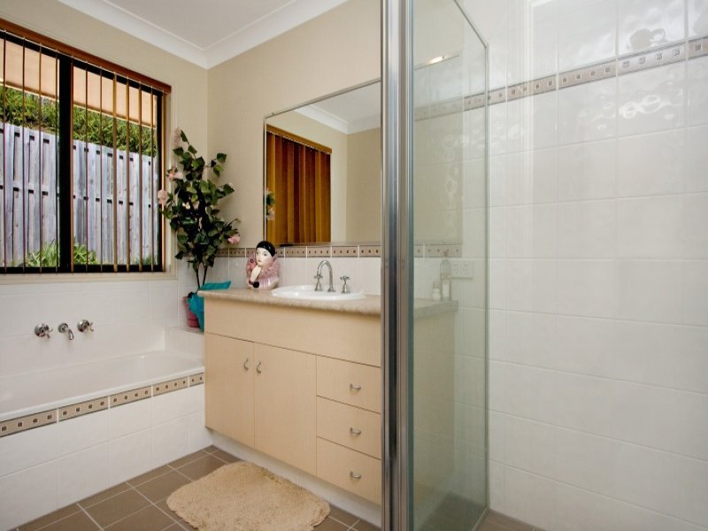 5/3 Buncrana Terrace BANORA POINT 12