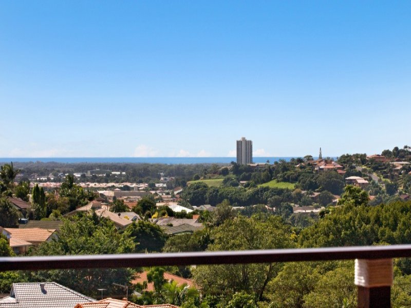 5/3 Buncrana Terrace BANORA POINT 2