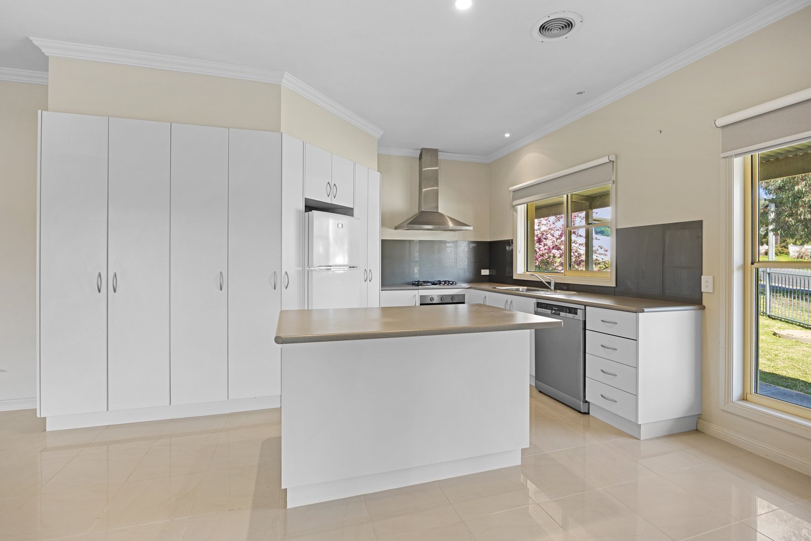 Gallery: 53 Butcher St