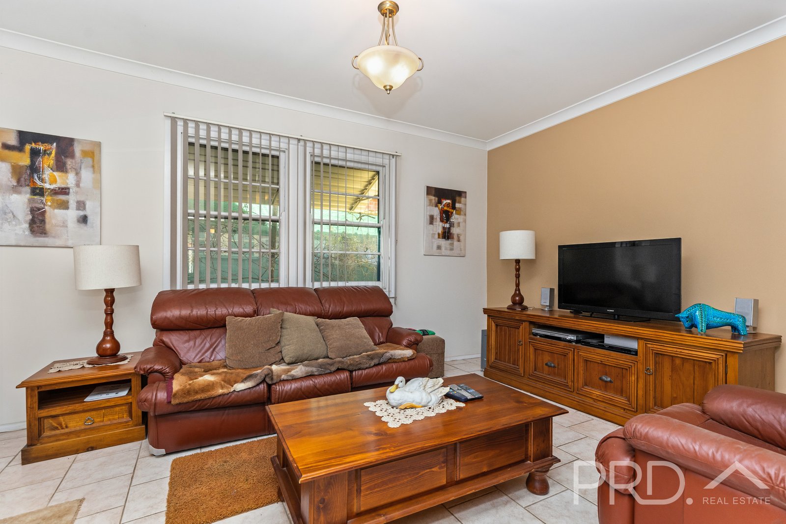 53 Capper Street TUMUT 4
