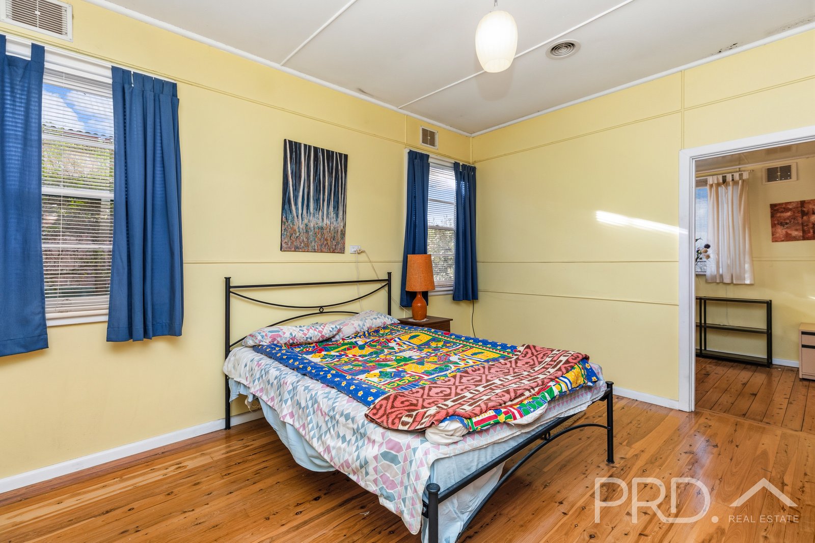 53 Capper Street TUMUT 10