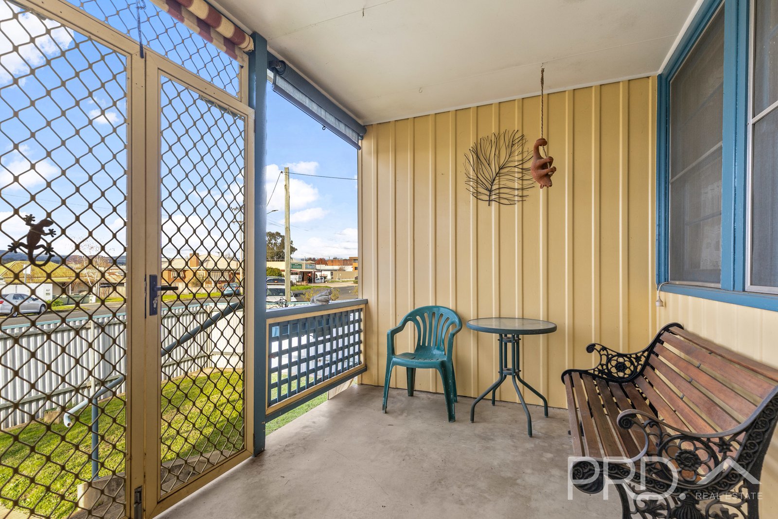 53 Capper Street TUMUT 16