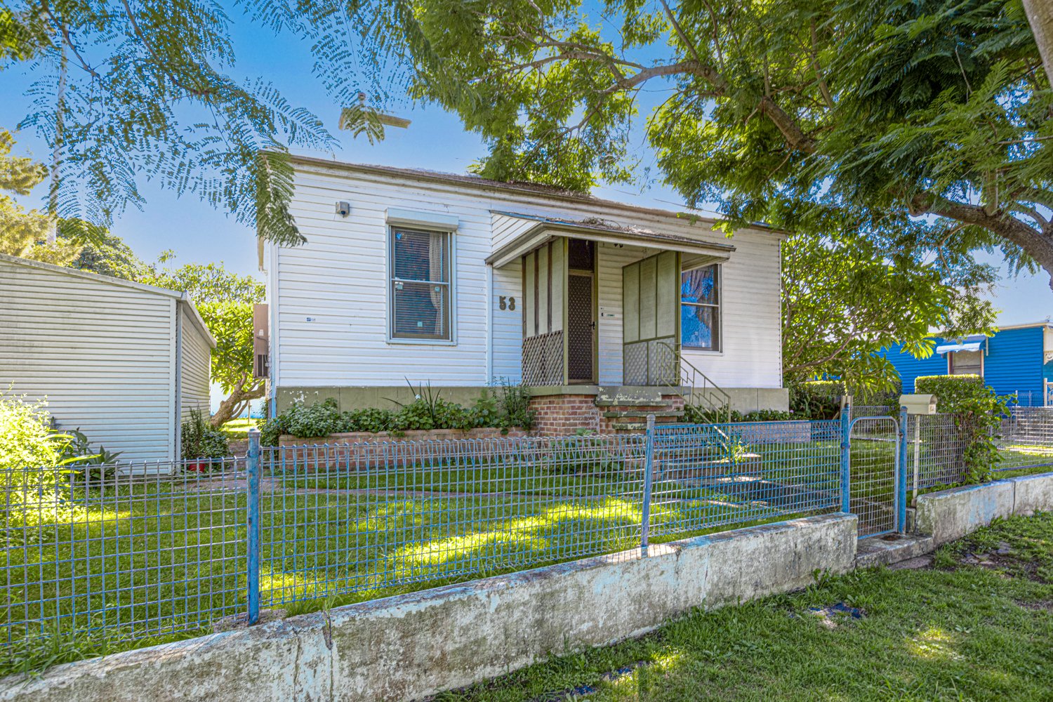 53 Carrington Street HORSESHOE BEND 3