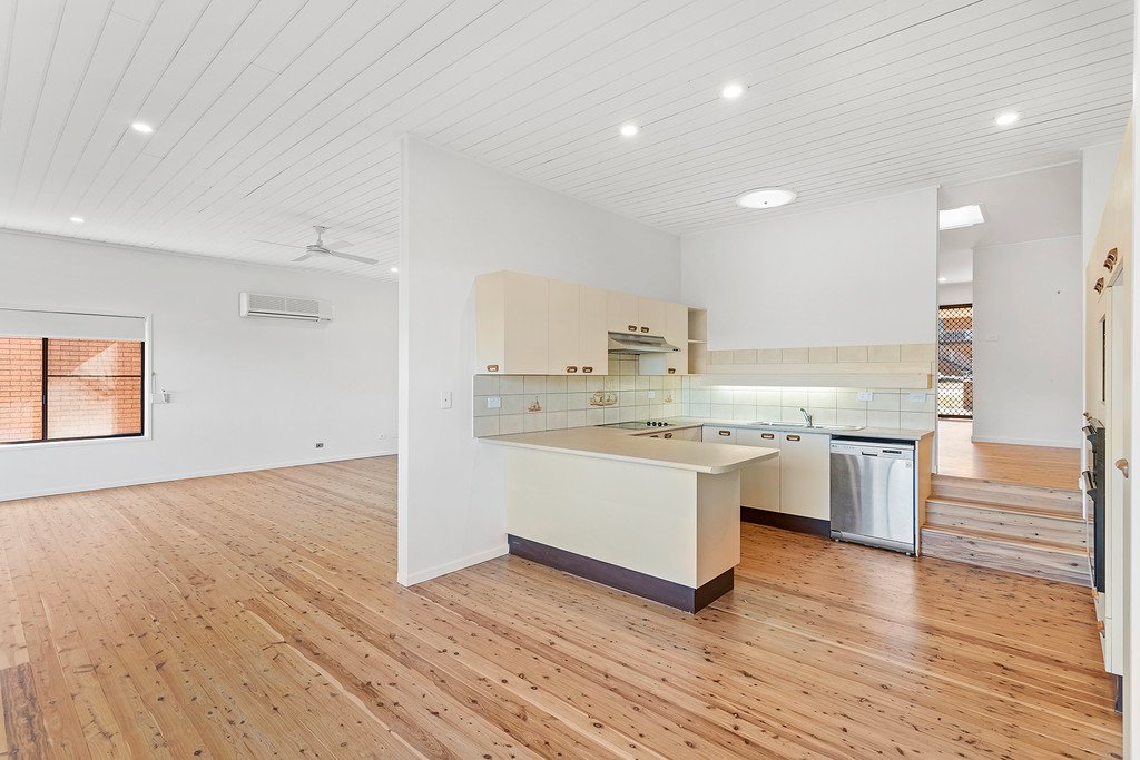 53 Corrie Parade CORLETTE 4