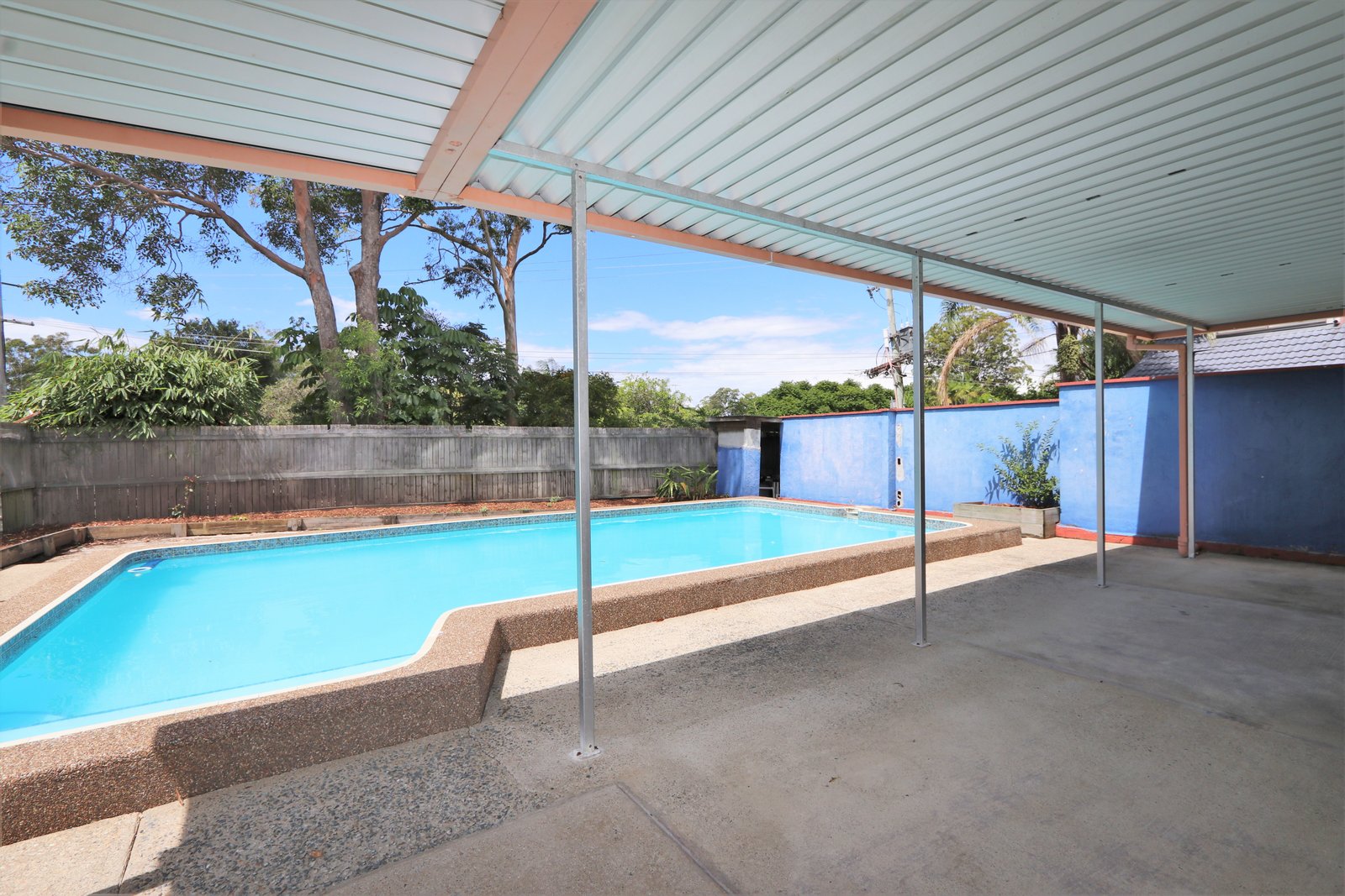 53 Currumburra Road ASHMORE 3