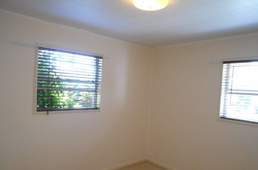 53 Dalhunty Street TUMUT 7