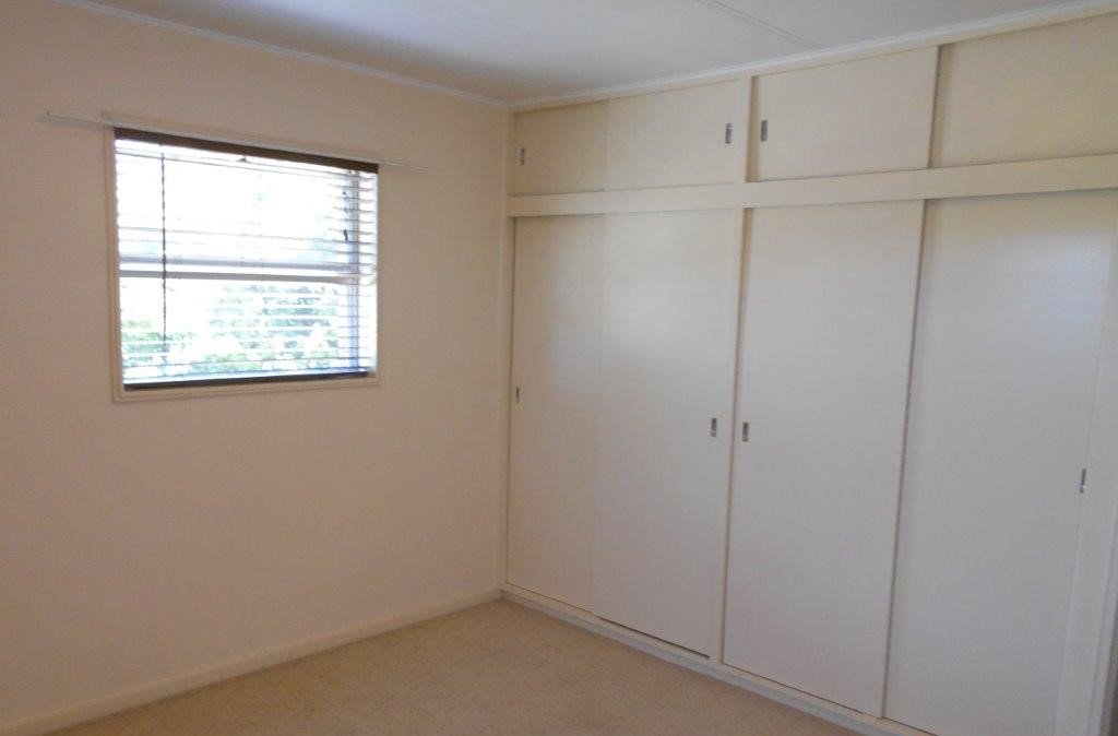 53 Dalhunty Street TUMUT 7